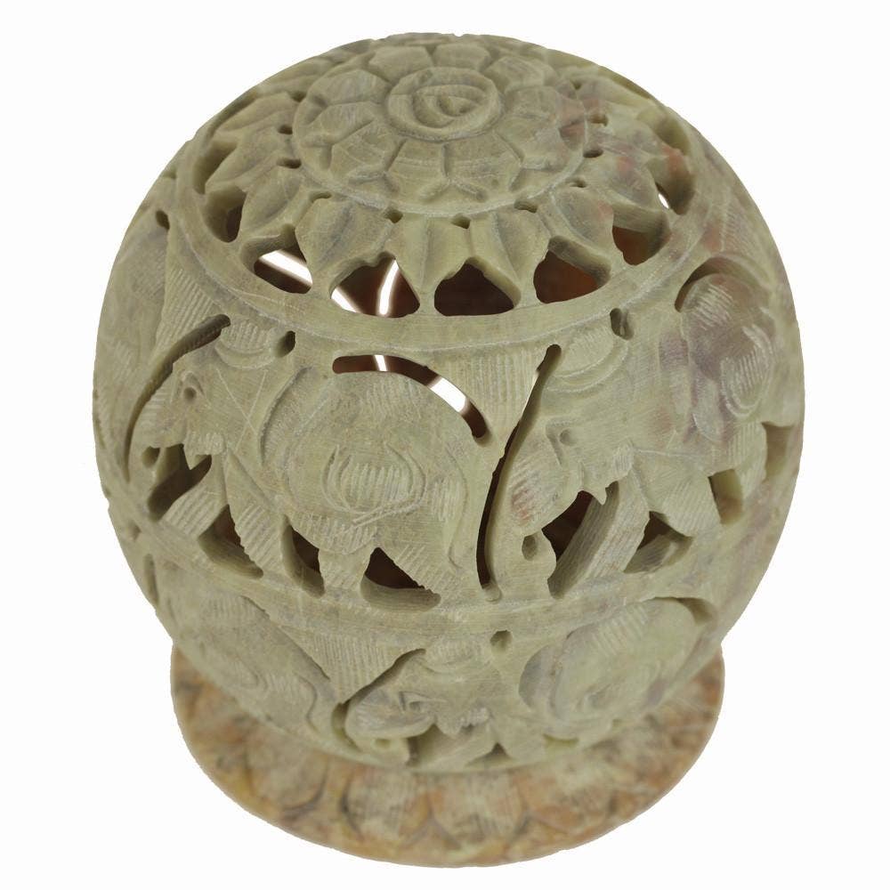 Decorative candle holder